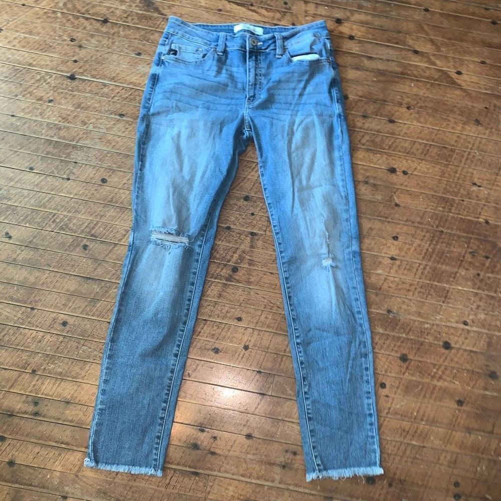 Kancan distressed raw hem straight leg 28 normcore ankle jeans